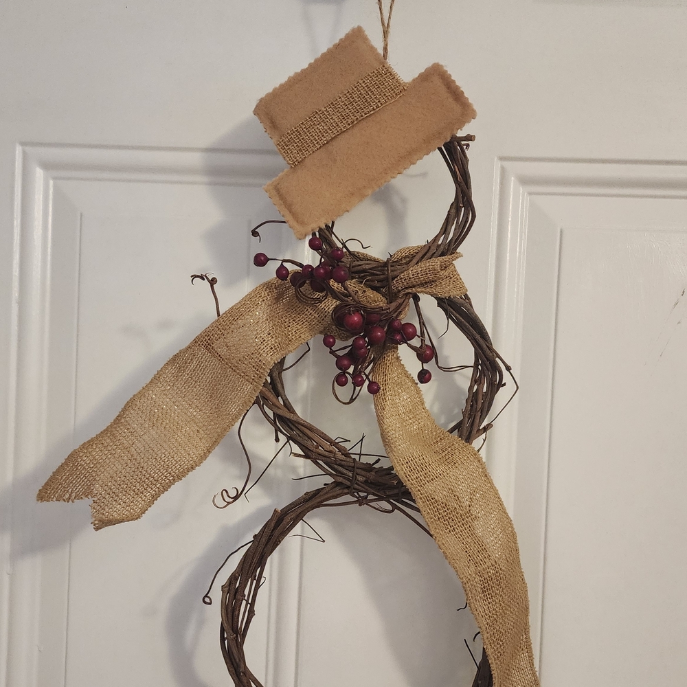 Rustic Snowman Wreath with Tan Hat and Scarf